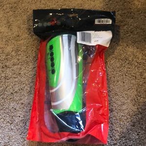 Brand new Diadora Soccer shin pads